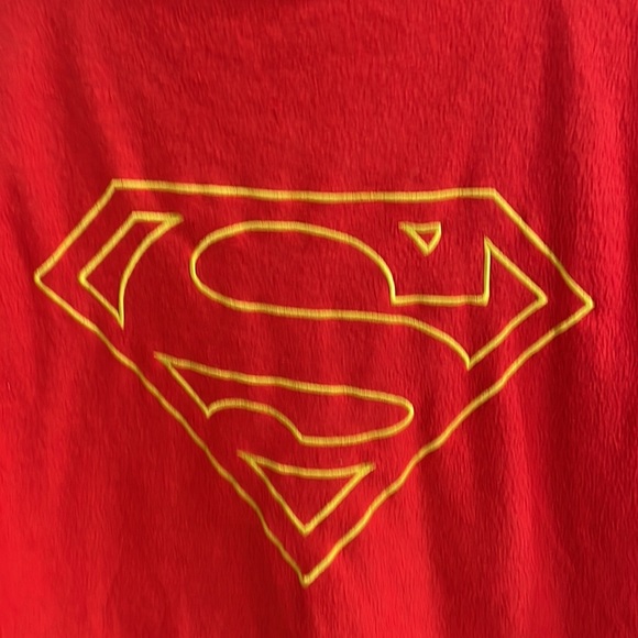 SUPER MAN onesie- unisex NBW NEW..perfect condition.. with detachable full cape. - Picture 6 of 7